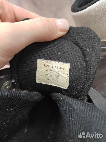 Роликовые коньки