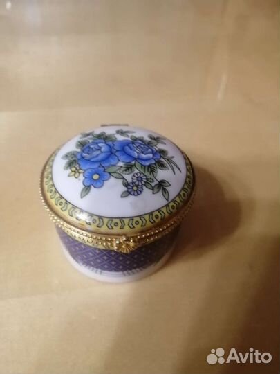 Шкатулка для украшений