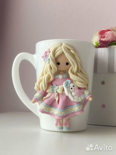 Кружка с декором из полимерной глины