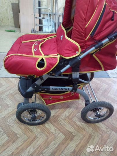 Прогулочная коляска