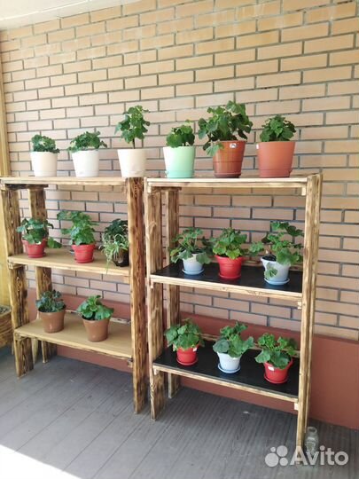 Стеллаж деревянный