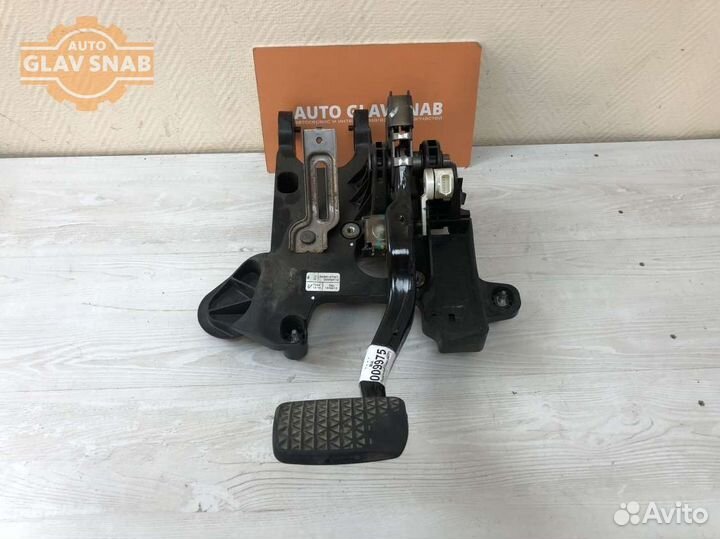 Педальный узел (АКПП) Opel Mokka