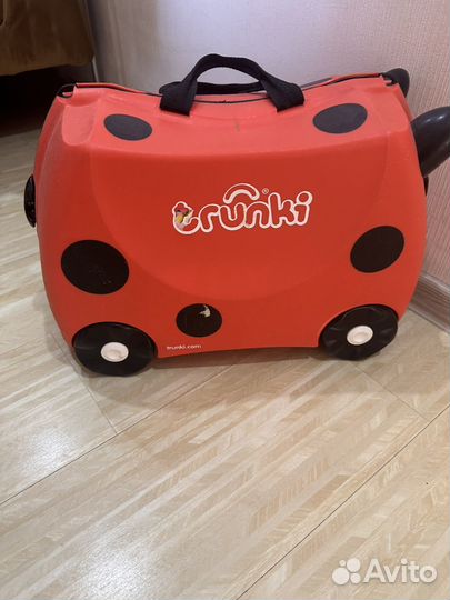 Детский чемодан trunki