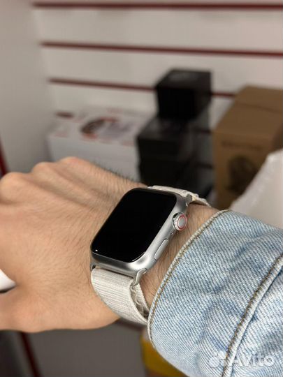 Apple watch 8