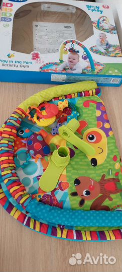 Развивающий коврик