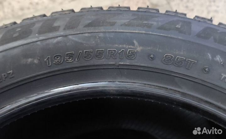 Bridgestone Blizzak Spike-02 195/55 R15 85T