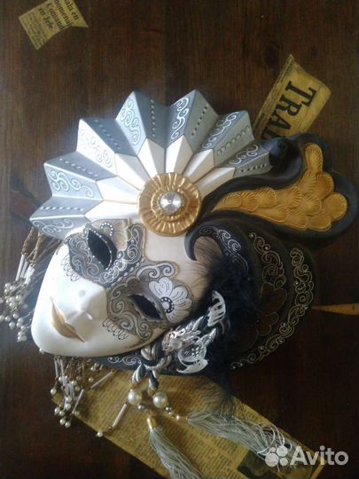 Венецианская маска большая