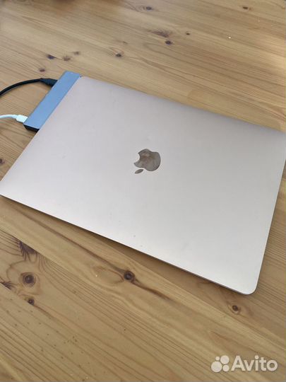 Apple macbook air 13 2020 Retina 8gb 256