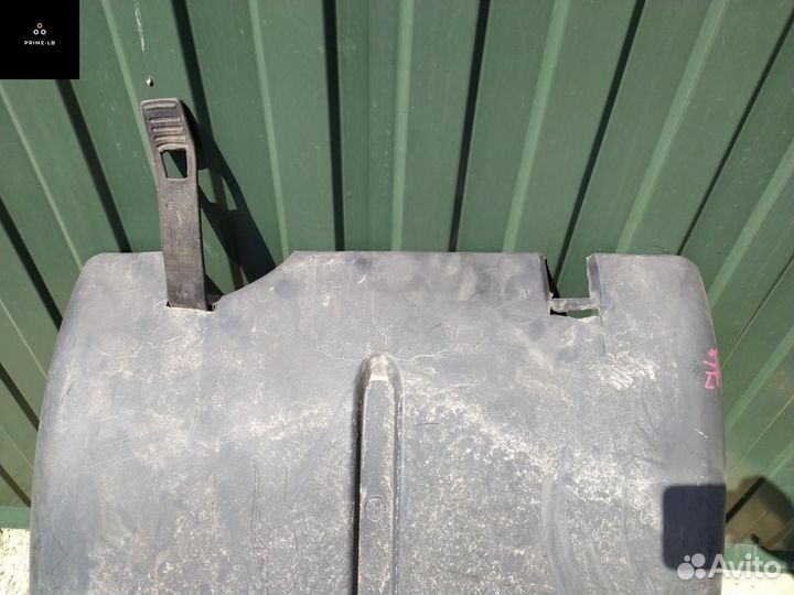 Подкрылок оси верх. MAN TGX 2008 81664106606