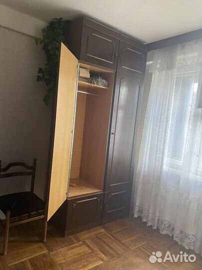 Стенка отдам