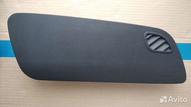 Подушка безопасности в торпедо Volkswagen Polo