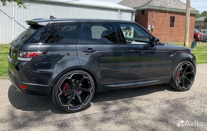 Диски Giovanna Dalar X R22 на Range Rover Vogue