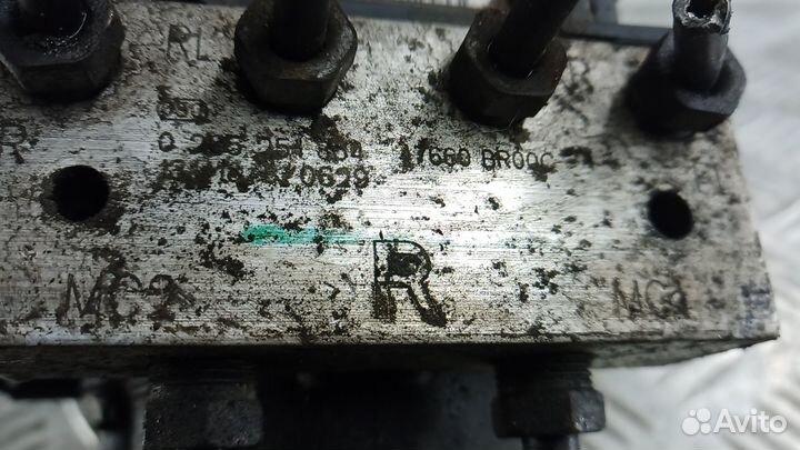 Блок управления тормозами/насос ABS Nissan Qashqai