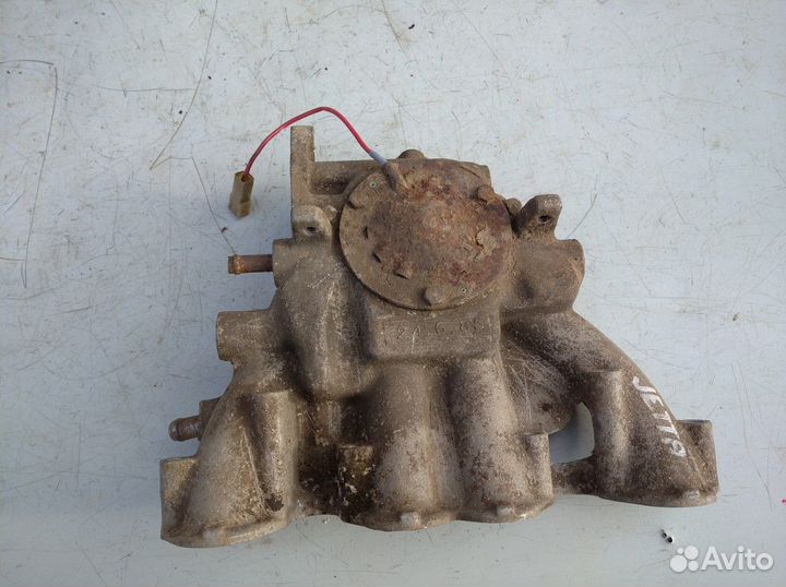 Коллектор впускной Фольксваген Пассат Б3 Ауди 80