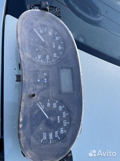 Рено логан панель приборов