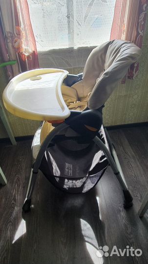 Стульчик для кормления chicco