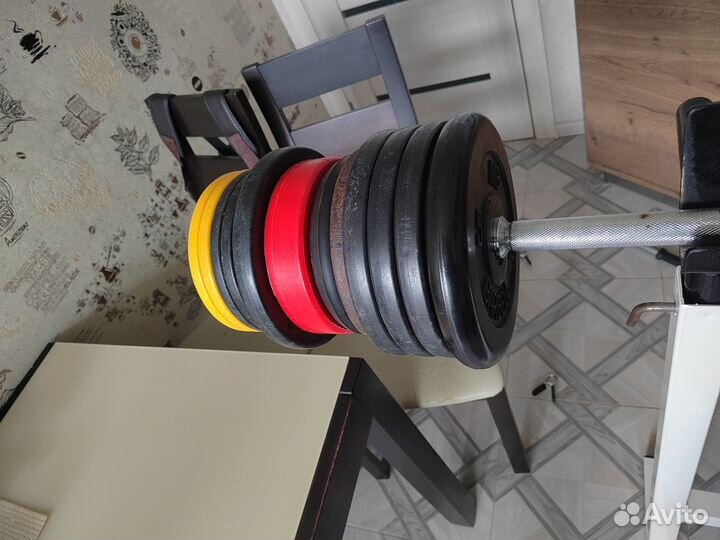 Скамья для жима со стойками и штангой 70кг