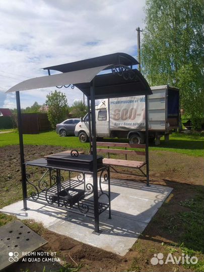 Мангал с крышей