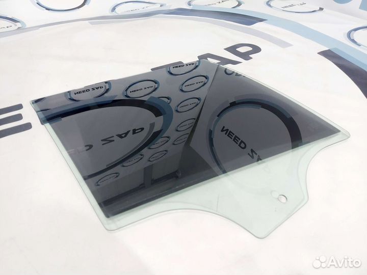 Стекло двери заднее правое BMW X3 F25