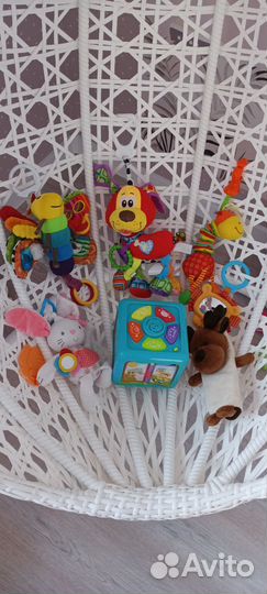 Игрушки погремушки прорезыватели