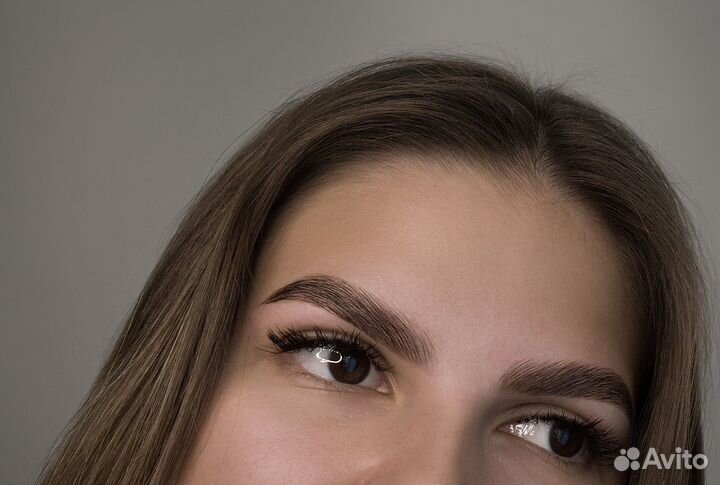 Мастер бровист