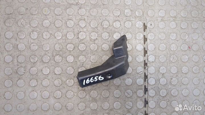 Кронштейн бампера Cadillac XT4, 2019