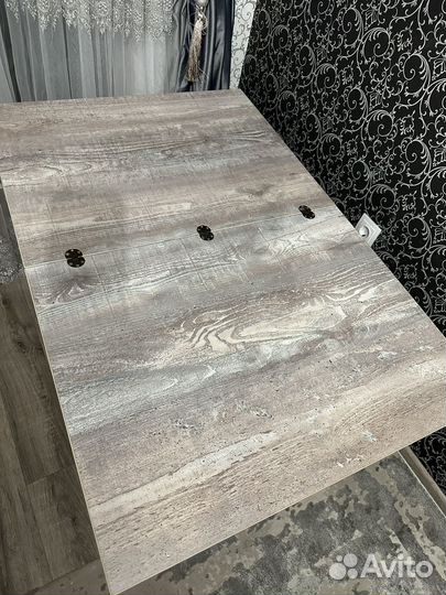 Кухонный стол бу