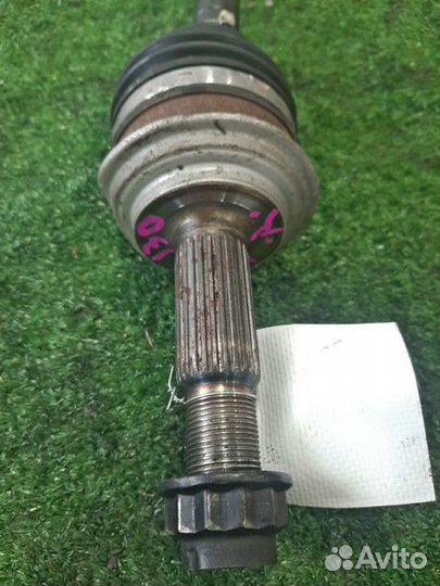 Привод передний правый Toyota Yaris