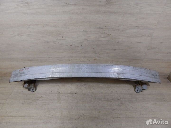 Усилитель переднего бампера Audi TT 8N