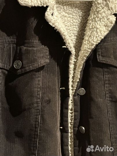 Вельветовая куртка pull&bear