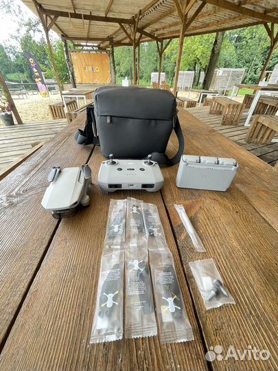 Dji mini 2 fly more combo