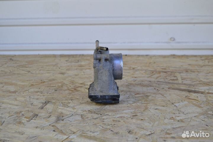 Дроссельная заслонка Toyota Noah R60