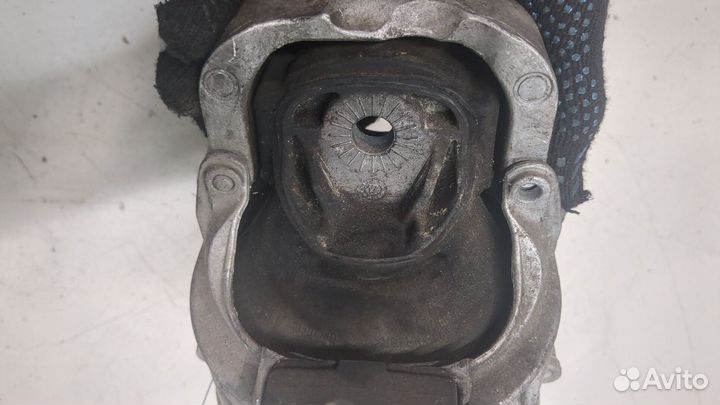 Подушка крепления двигателя Audi Q5, 2017