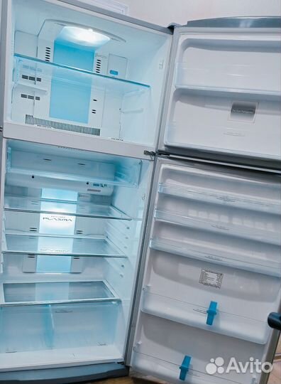 Холодильник Toshiba 