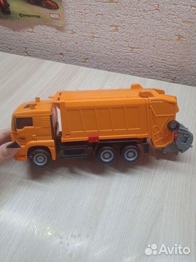 Машинка мусоровоз