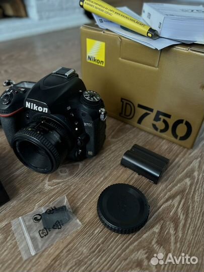 Зеркальный фотоаппарат Nikon d750