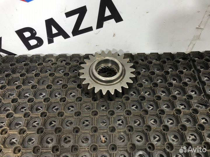 Шестерня задней передачи