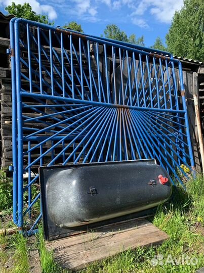 Ворота распашные двухстворчатые