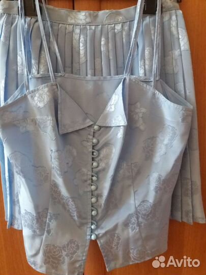 Костюм женский