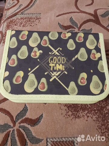 Школьный пенал