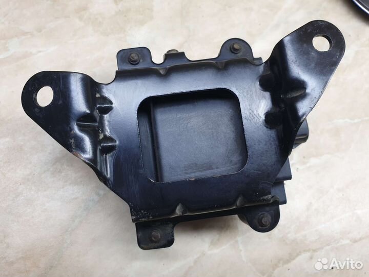 Катушка зажигания toyota carina E 19500-74090