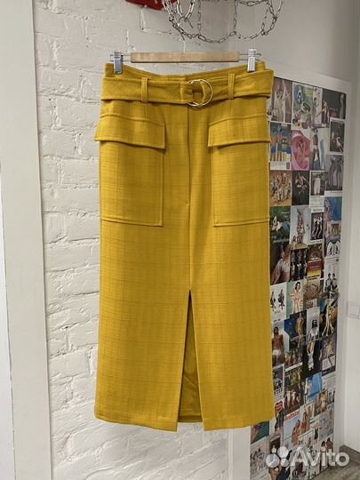 Яркая юбка карандаш с карманами