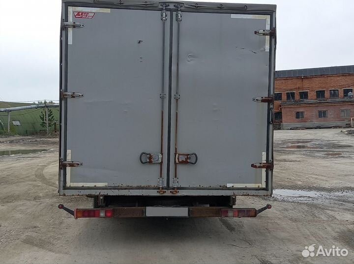 Прицеп тентованный АвтоМаш 817228, 2017