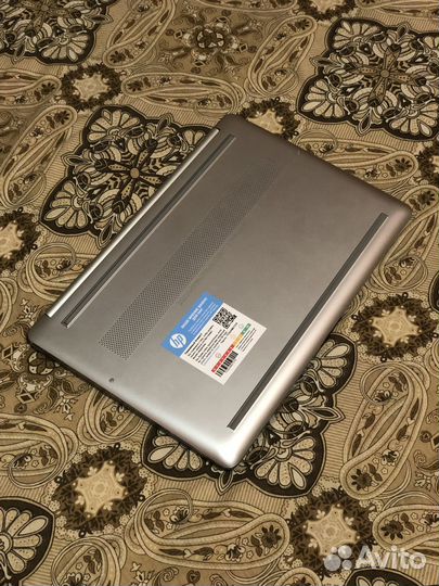 Ноутбук HP свежий