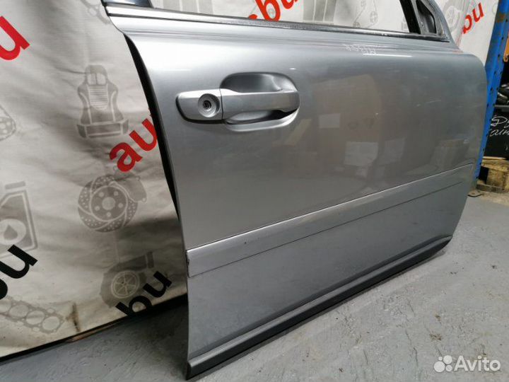 Дверь передняя правая Volvo Xc90 D5244T 2008