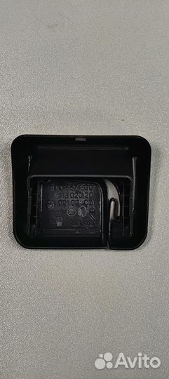 Крышка ремня безопасности Skoda Octavia 2001г