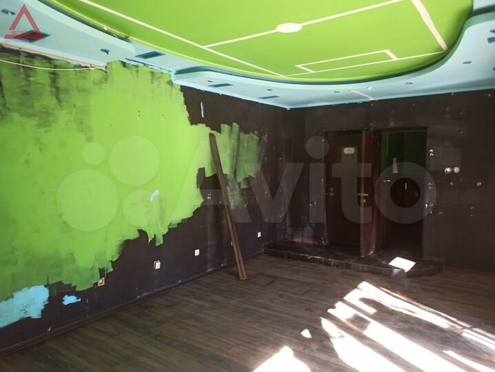 Торговое на стометровке