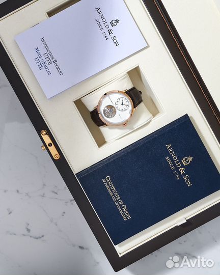 Часы золотые Arnold & Son Tourbillon