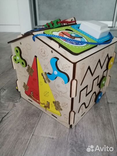 Бизиборд домик новый