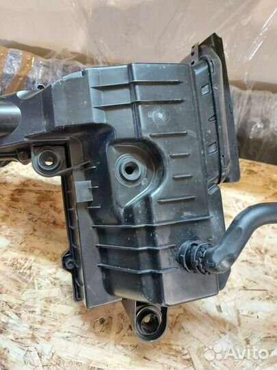 Корпус воздушного фильтра VW, Audi, Skoda 2.0 TDI